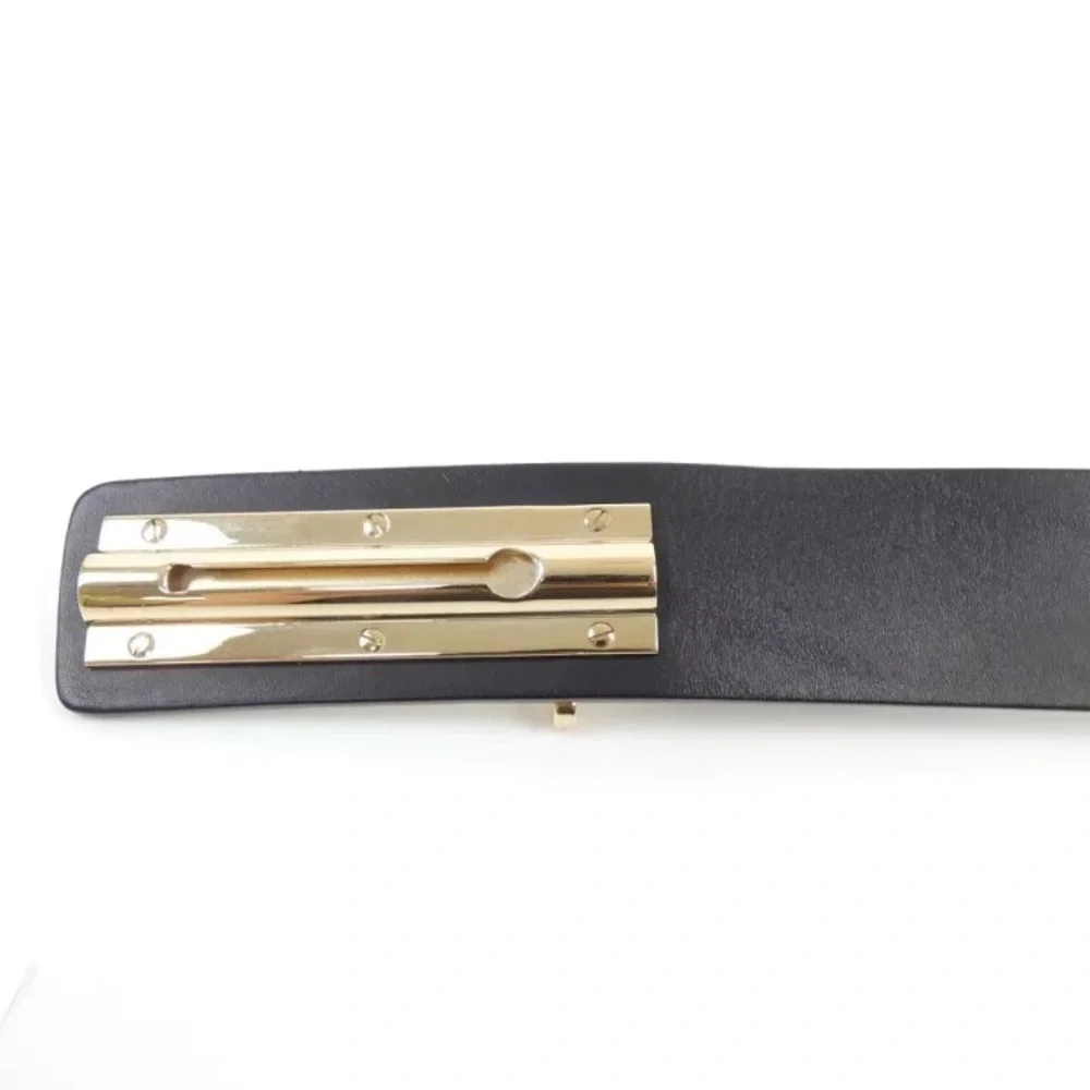 AUTHENTIC CHANEL Black leather lock belt RARE 2002 runway